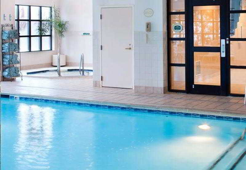Courtyard Cincinnati Covington Eksteriør bilde